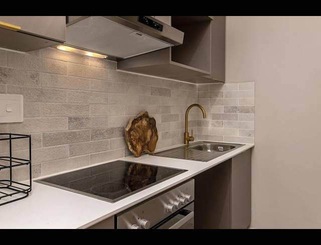 1 BEDROOM PROPERTY TO RENT IN SANDTON CBD